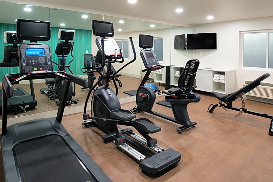 Holiday Inn Express Santa Rosa North By IHG