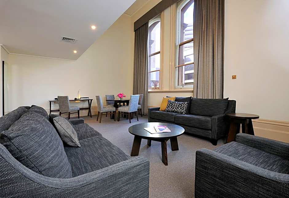 Grand Hotel Melbourne