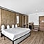 Tropical Palms Hotel
