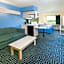 Days Inn & Suites by Wyndham Pryor