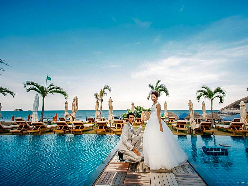 Sanae Beach Huahin