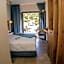Sunlight Hotel