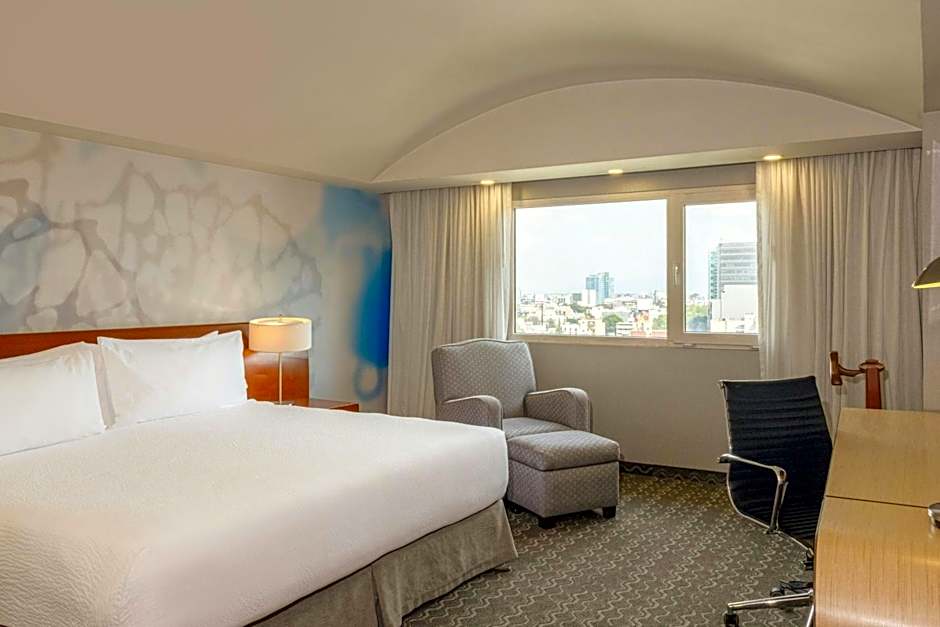 Courtyard by Marriott Mexico City Revolucion