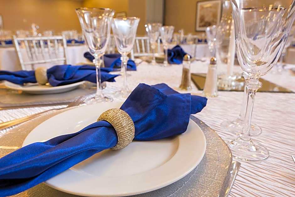 DoubleTree by Hilton Laurel