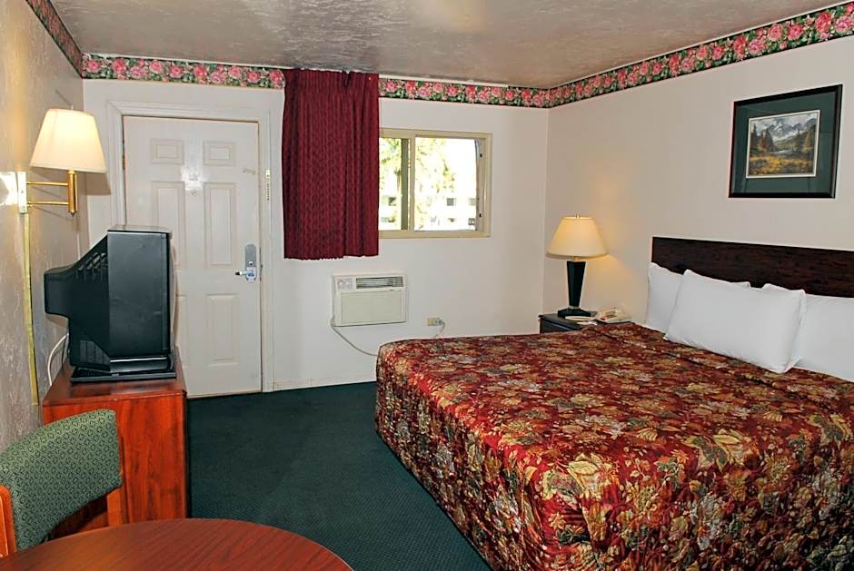 Stone Inn Extended Stay U of A