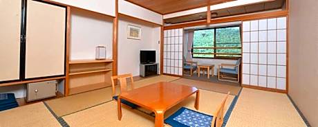 Japanese-Style Room - East Building - Non-Smoking