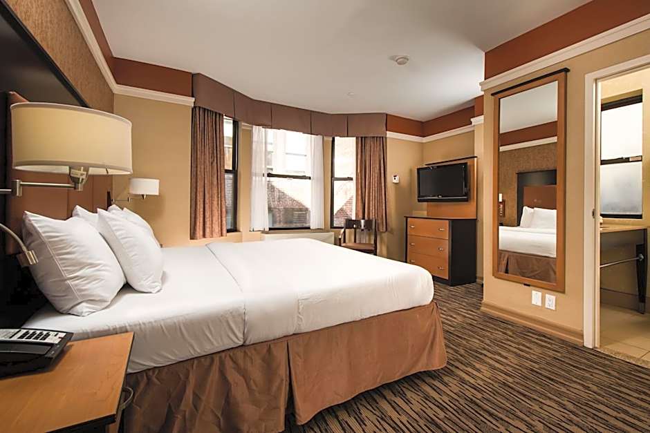 The Hotel @ Fifth Avenue