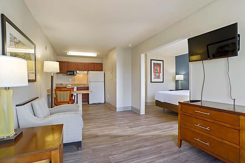 Extended Stay America Suites - Kansas City - Lenexa - 87th St.