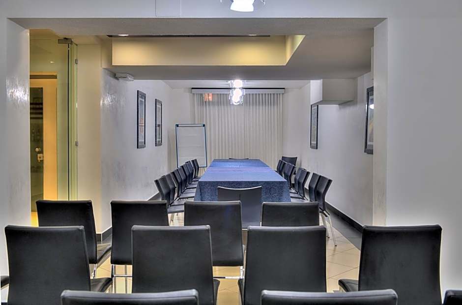 Central Park Hotel Modena