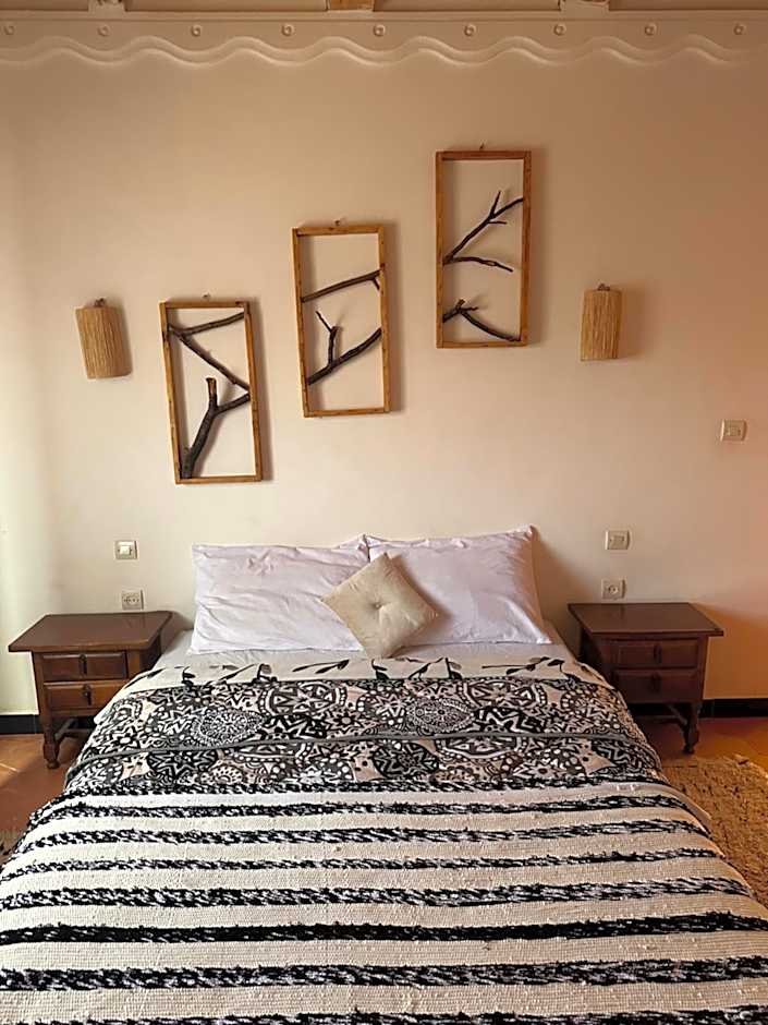 Hiking Nomads Guesthouse