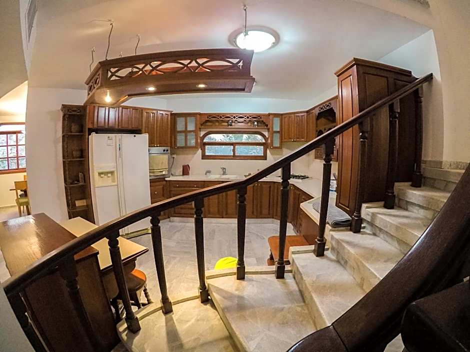 Exodus Hostel & Dive Center