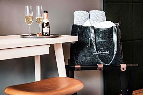 Suite with Mountain View