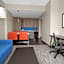 Holiday Inn Express & Suites Woodside LaGuardia Airport By IHG