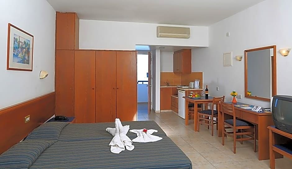 Eleni Holiday Village