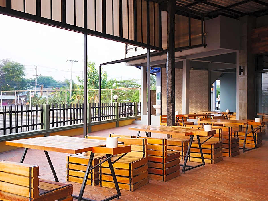 B2 Buriram Boutique and Budget Hotel