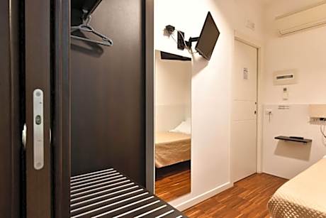 Economy Single Room