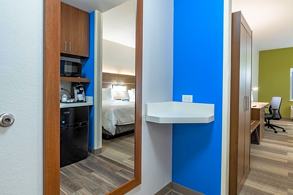Holiday Inn Express And Suites Moundsville By IHG