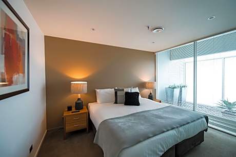 IXL Executive One-Bedroom Apartment