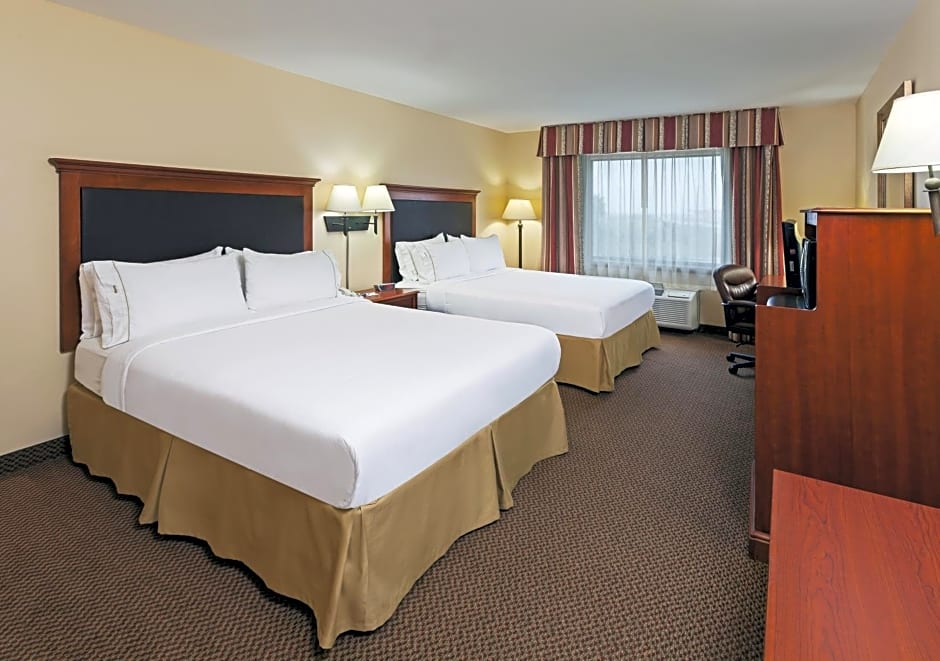 Holiday Inn Express Hotel & Suites Laredo-Event Center Area