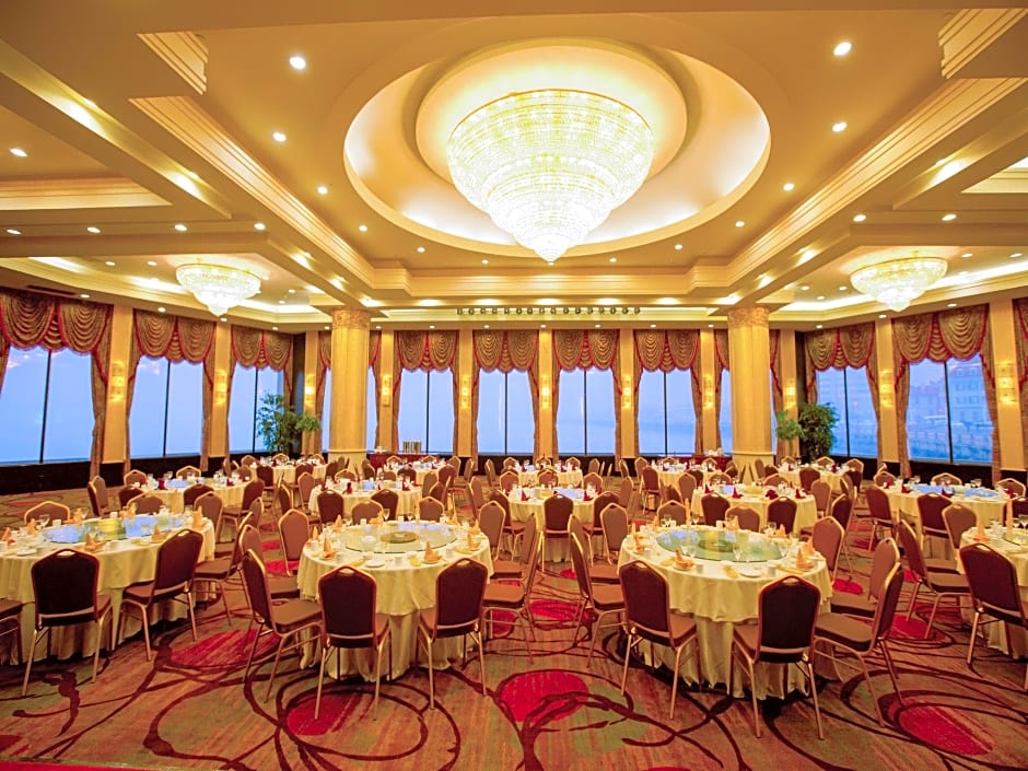 Yantai Golden Gulf Hotel