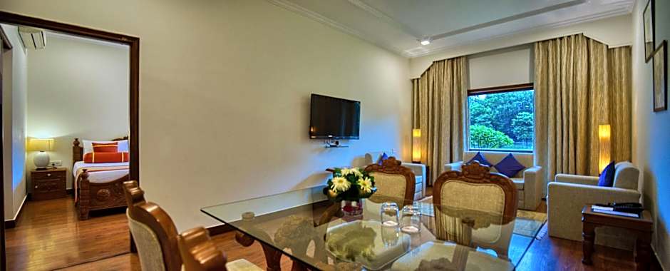 Photo 1 of 10 of Deluxe Suite, Pool View