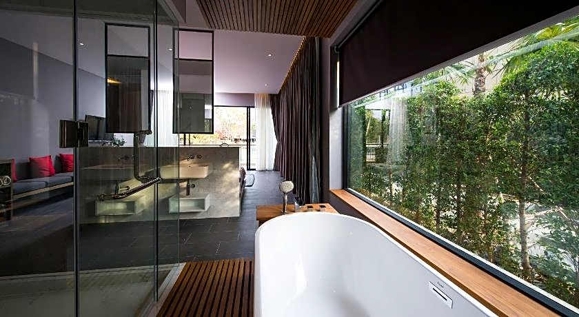 The Gallery Hotel Naiharn