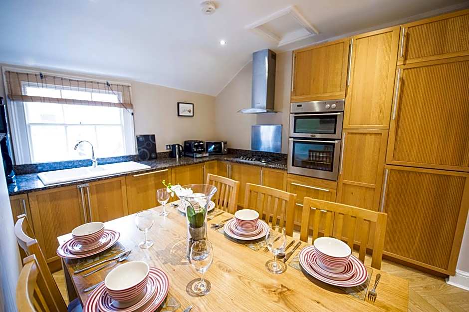 Chester Apartments