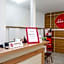 RedDoorz near Rita Super Mall Purwokerto
