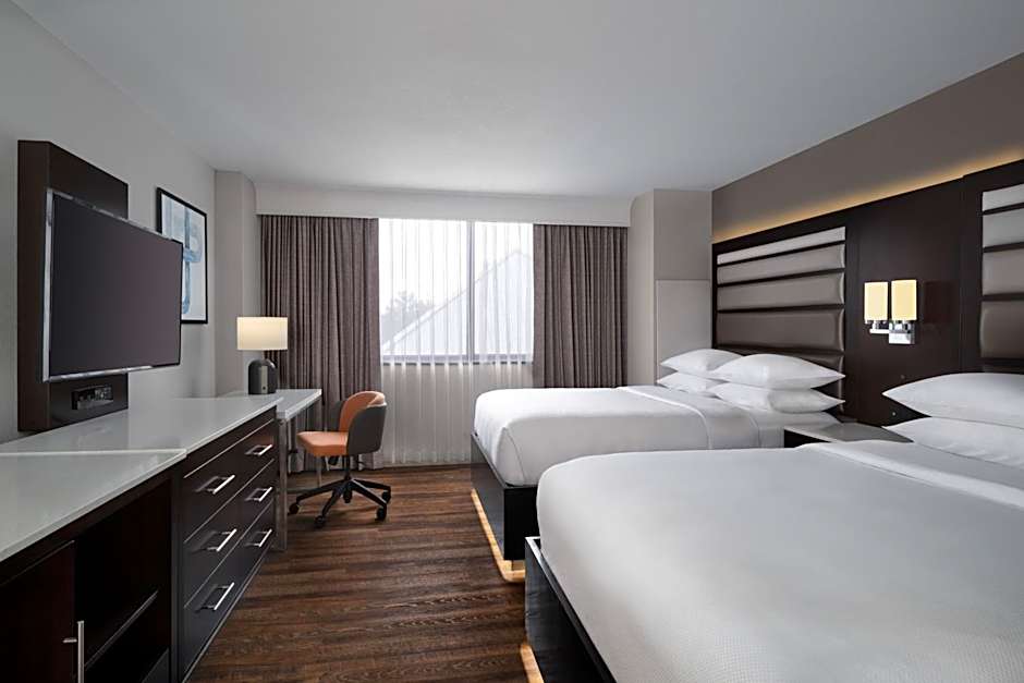 Delta Hotels by Marriott Jacksonville Deerwood