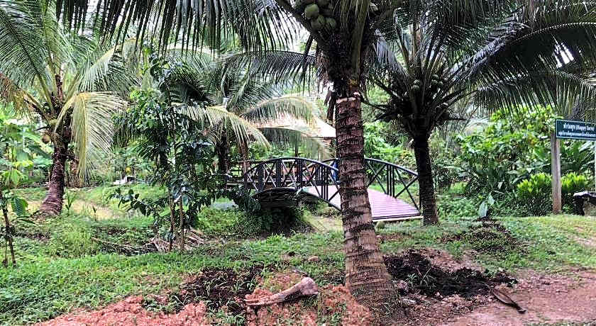 Green Happy Homestay 