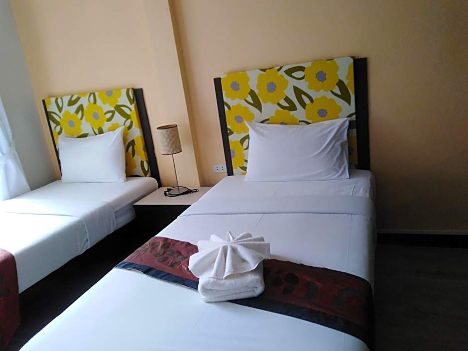 โรงแรมวิลลา พาราดี