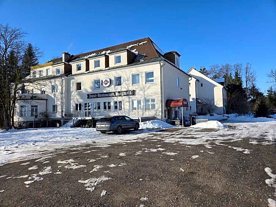 Hotel BURGWALD