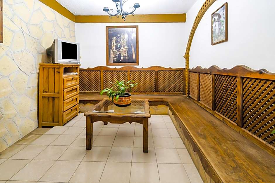 OYO Hotel La Luna