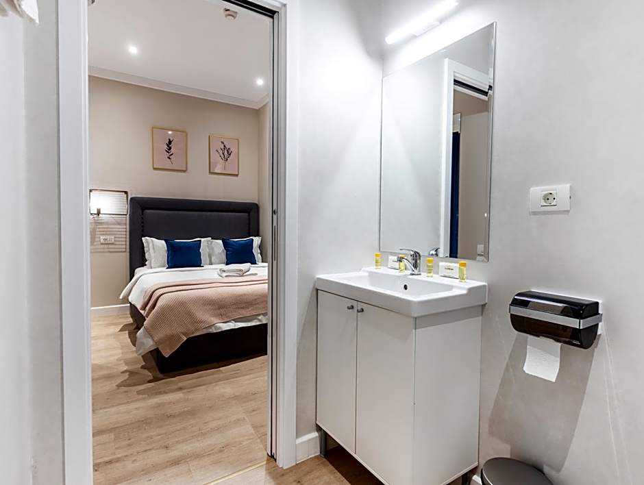 DeGoya Studios Bucharest Old Town