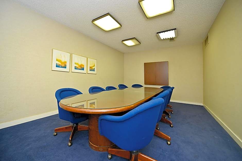 Americas Best Value Inn & Suites Extended Stay Tulsa