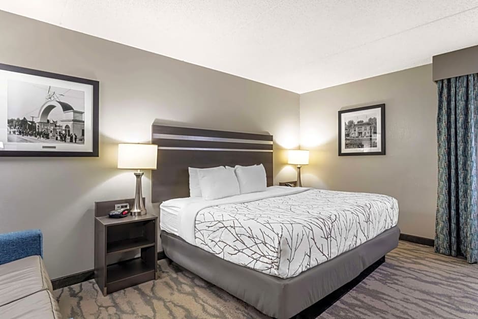 Best Western Plus Knoxville Cedar Bluff
