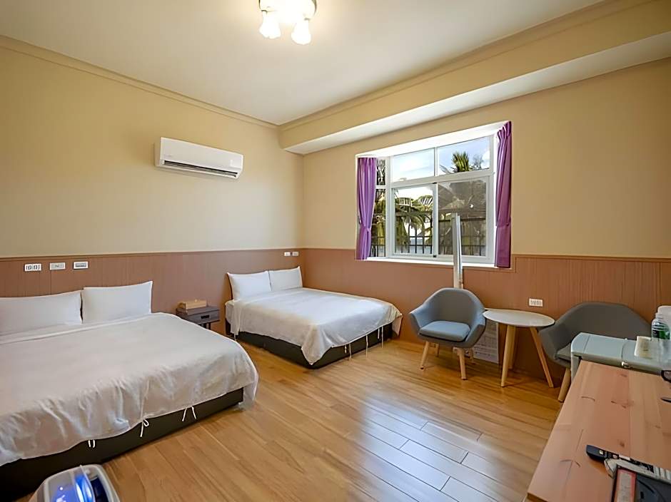 Small Ryukyu Loju sunrise Inn