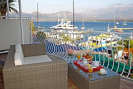 Panoramic Deluxe Room - Sea View