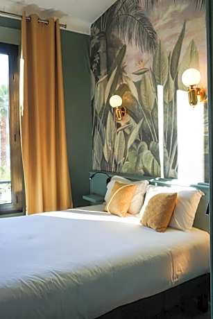 Mansarded Deluxe Double Room