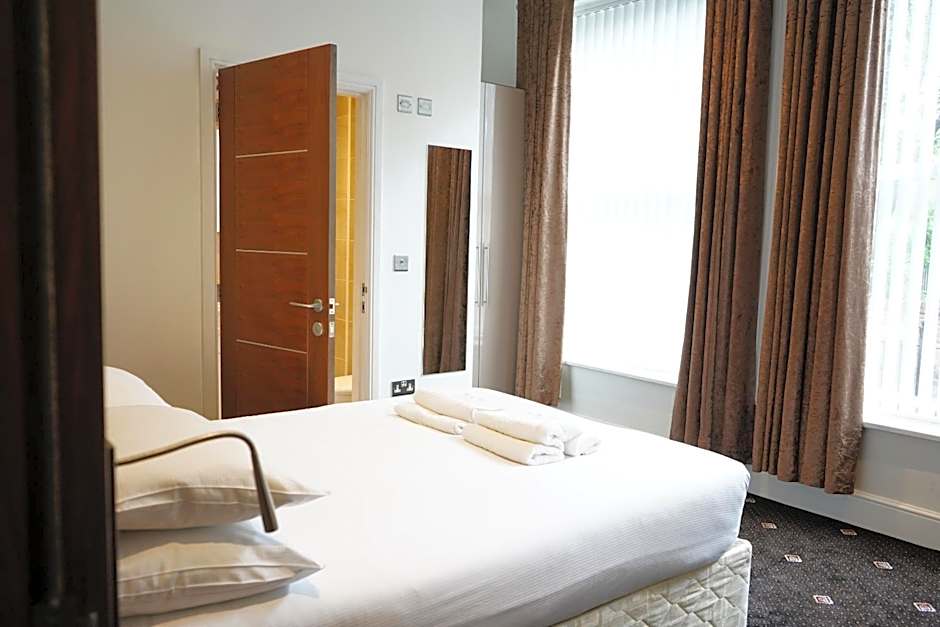 Marlborough Hotel