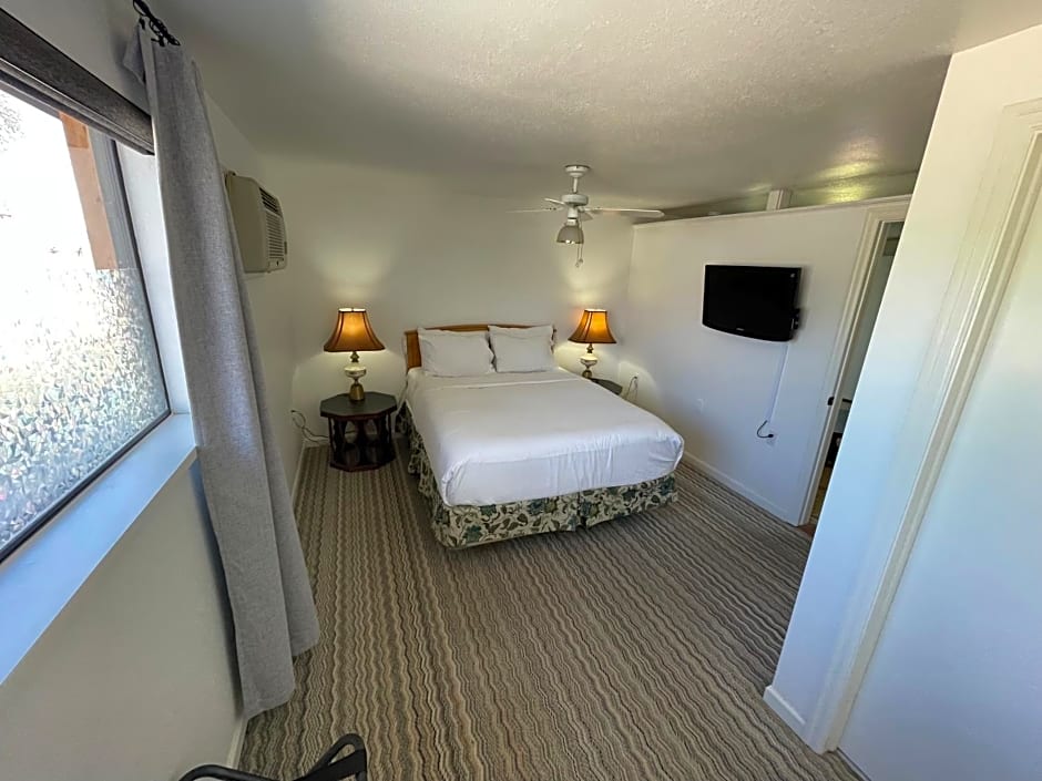 The Aztec Motel & Creative Space