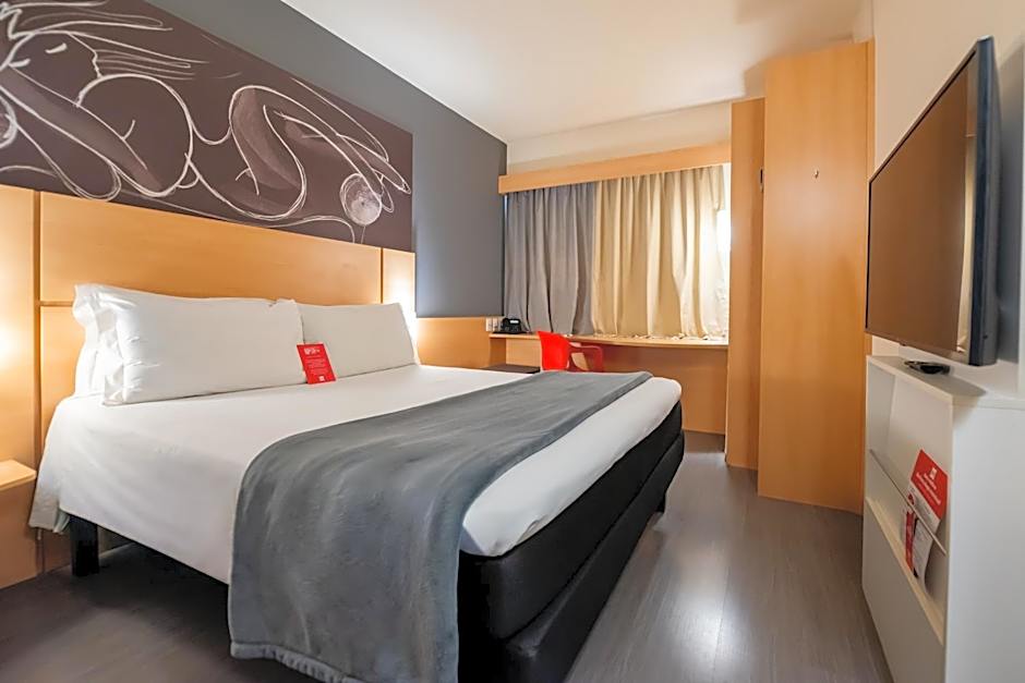 ibis Porto Alegre Assis Brasil