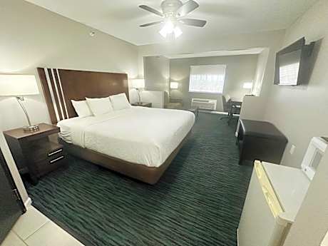 BridgePointe Inn & Suites by BPhotels, Lincoln I-80 & 27th St