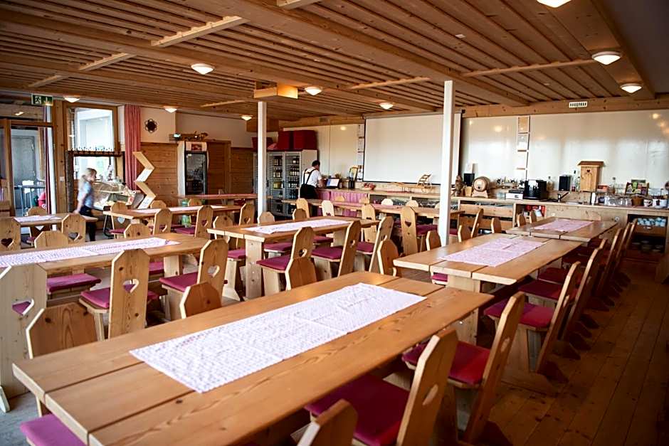 Restaurant und Kaeserei Berghof