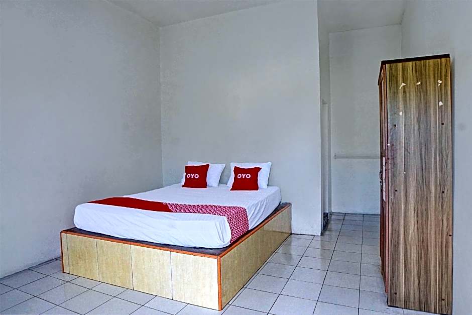 OYO 92579 Hotel Mutiara