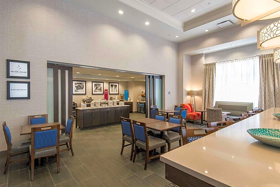 Hampton Inn By Hilton & Suites Tulsa Downtown, Ok