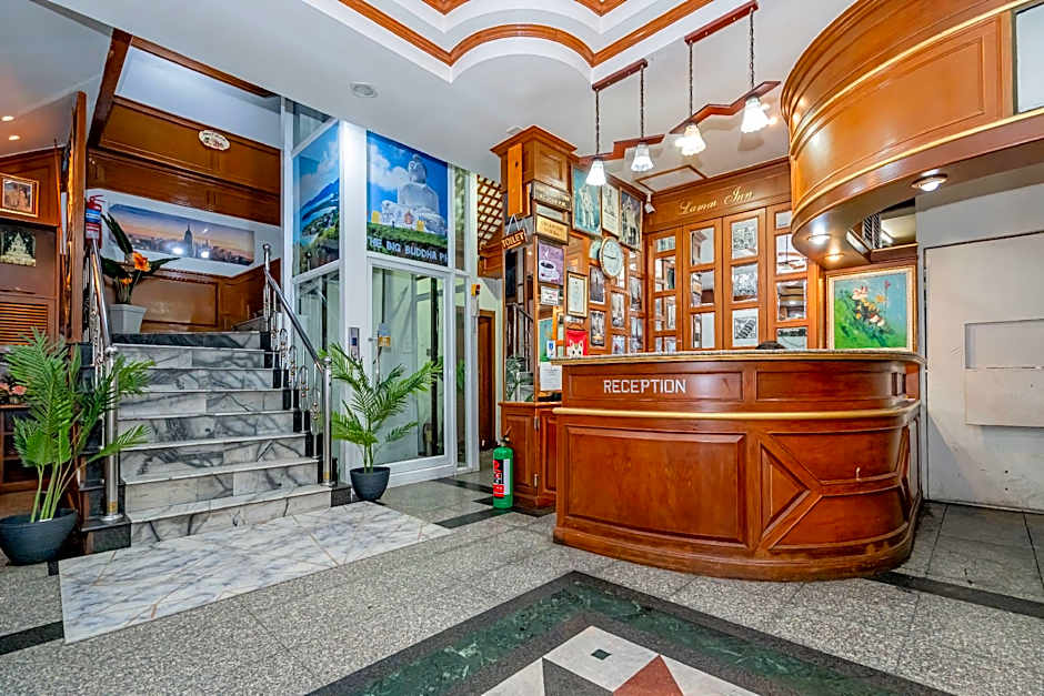 Patong Social Hotel and Restaurant