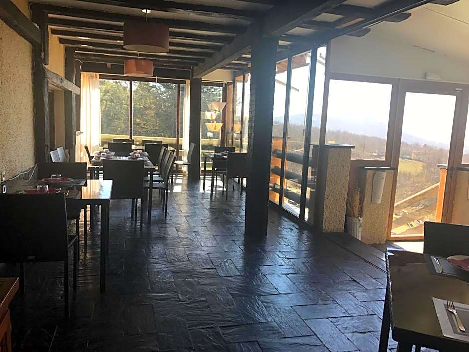 Casona De Navalmedio