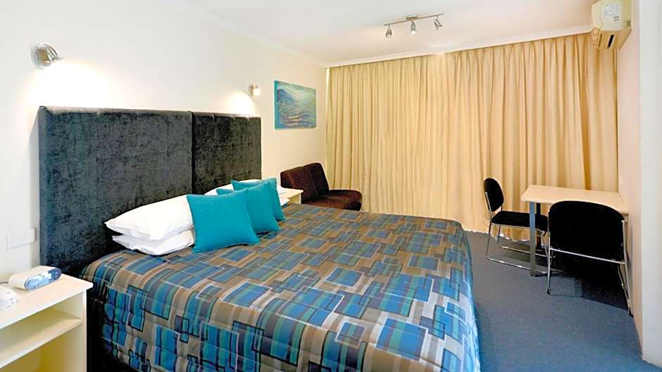 Atlantic Tower Motor Inn