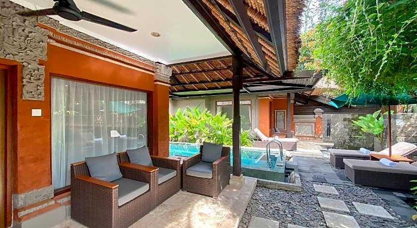 Legian Beach Hotel